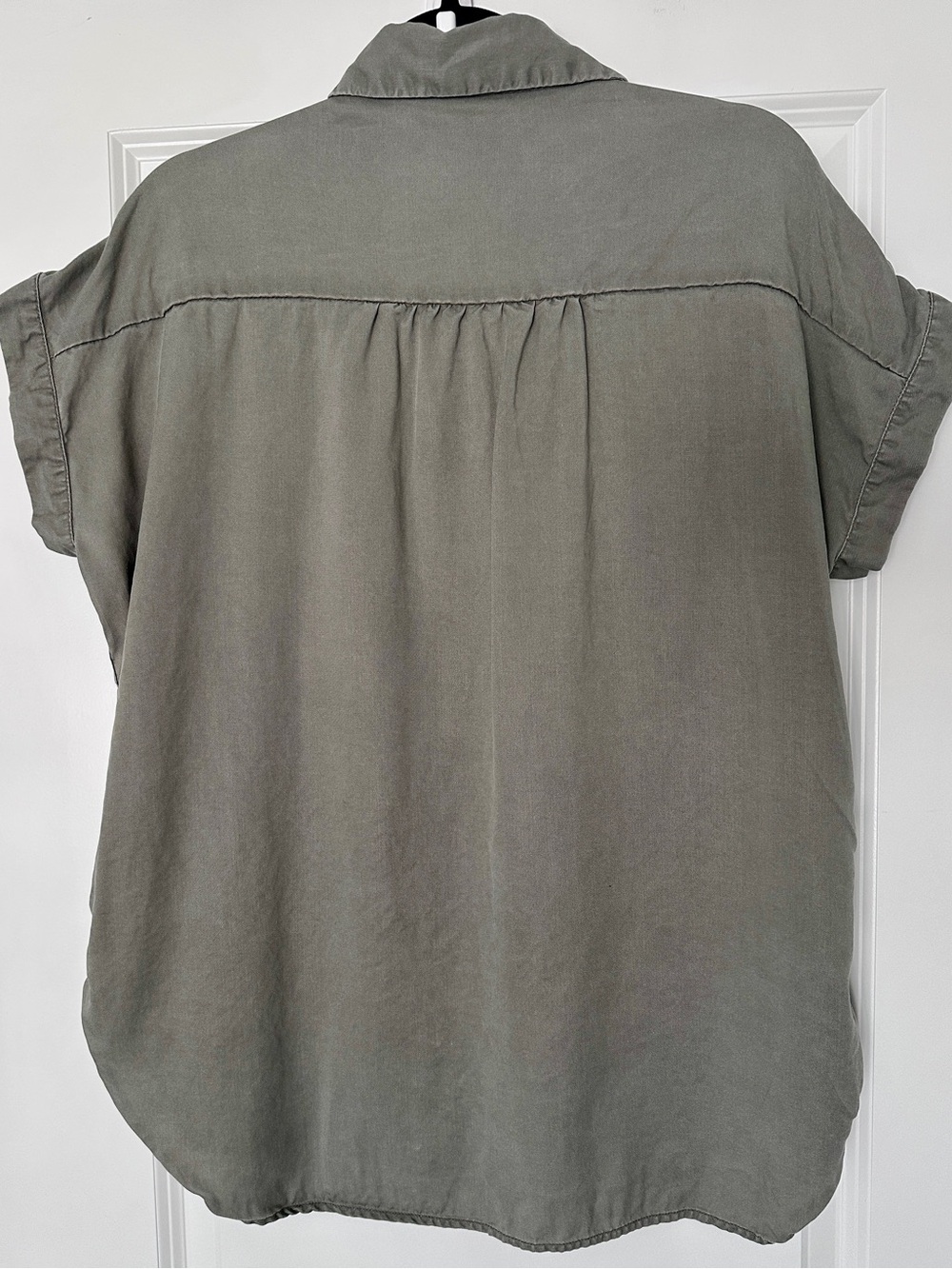 Quince Vintage Wash Tencel Camp Shirt Olive Green Size L - Picture 3 of 5